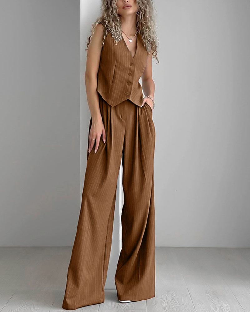 Alexa | Pinstripe Gilet and Trousers Set for Women – Chic & Comfort