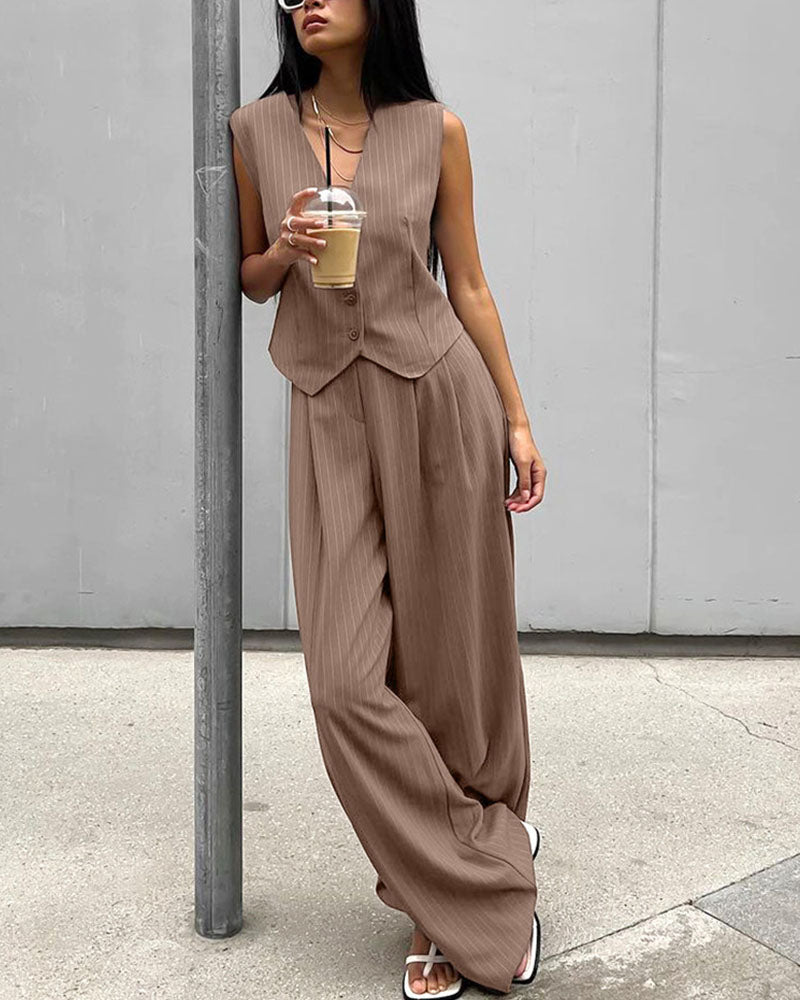 Alexa | Pinstripe Gilet and Trousers Set for Women – Chic & Comfort