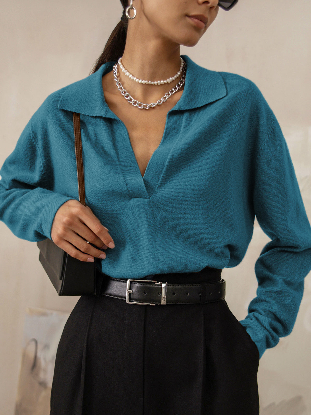 Chic Knitted Sweater - Timeless Elegance