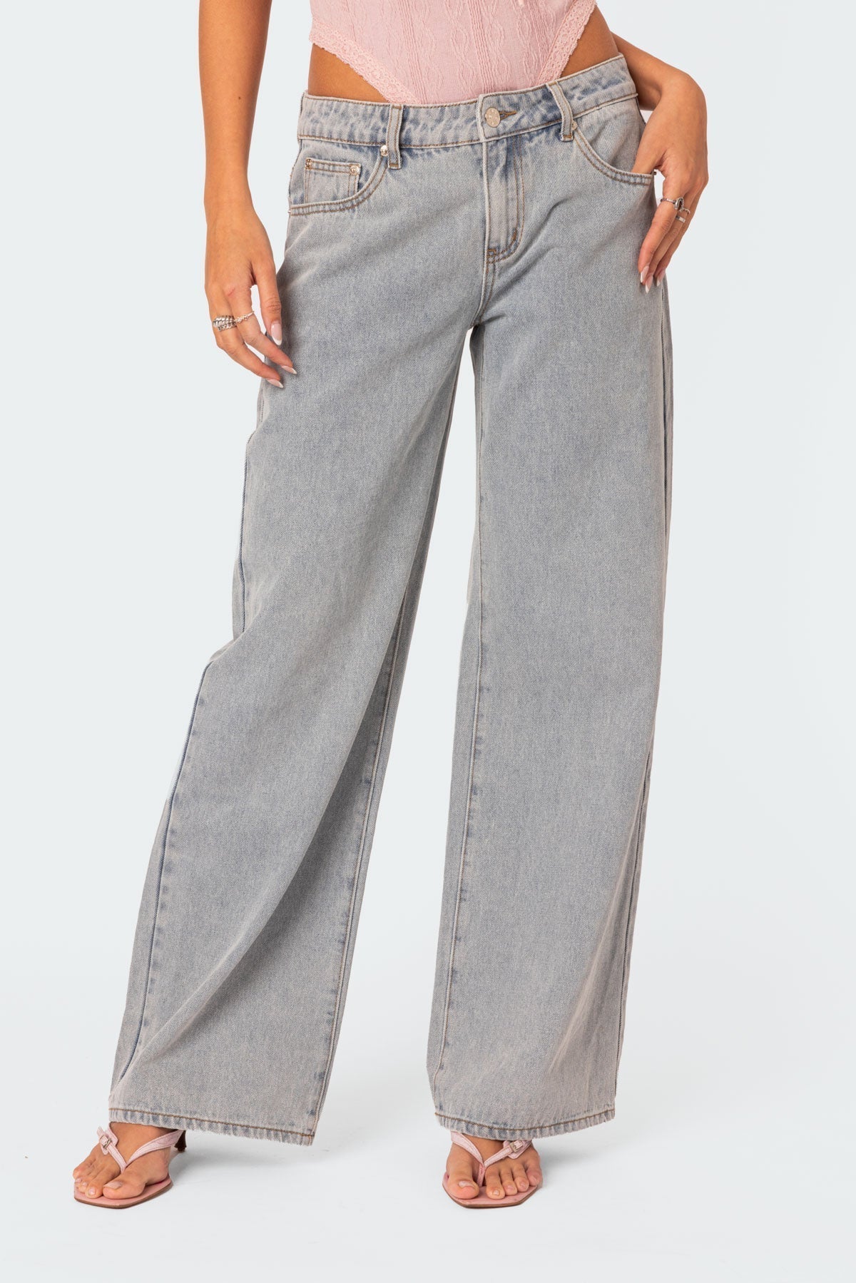 Dahna | Wide-Leg Denim Jeans with Charming Pink Bow Accents