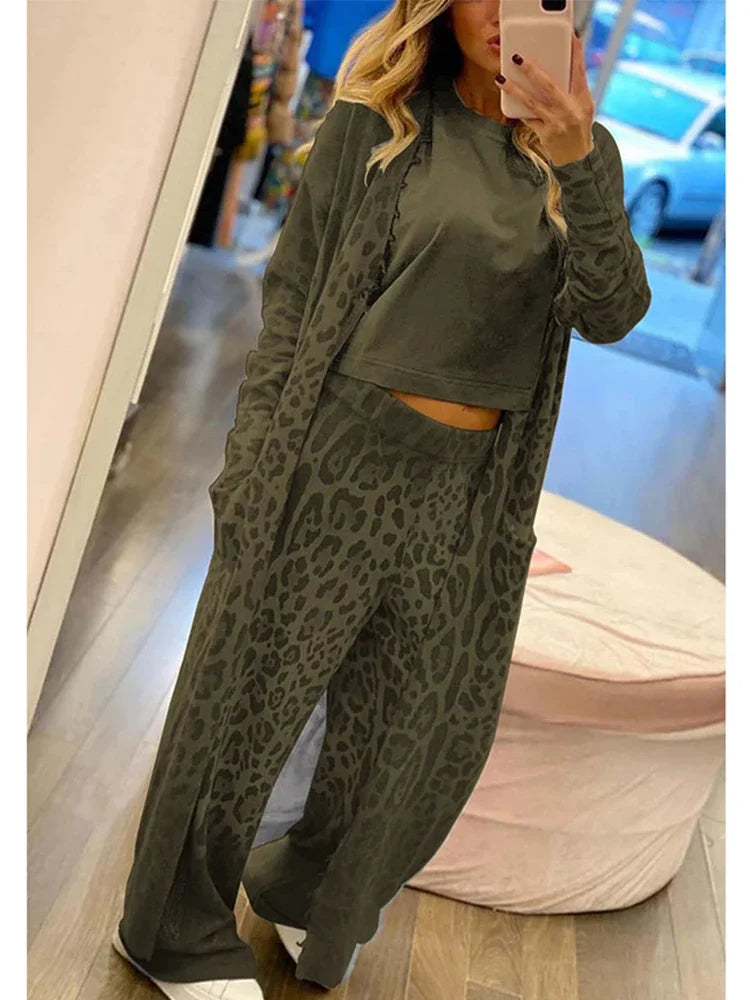 Elysia Women's Set - Stylish, Lightweight, and Breathable Design